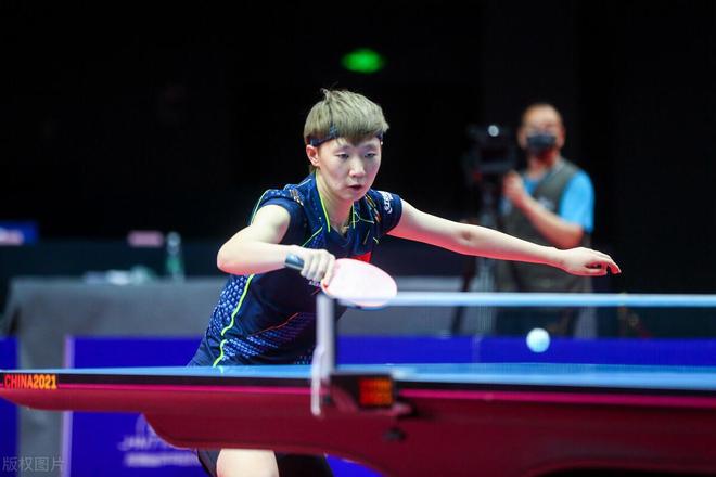 自本泽马离 自本泽马离